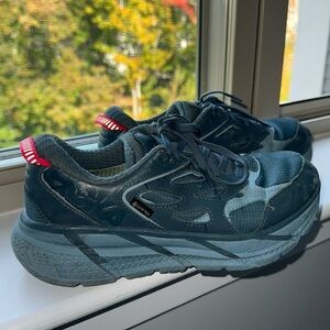 7.5 Women’s Hokas